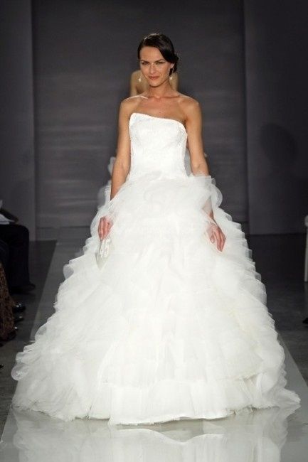 Votez pour votre robe de princesse favorite parmi 12 photos !