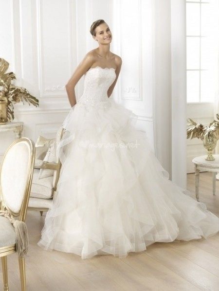 Votez pour votre robe de mariée Pronovias 2014 préférée !