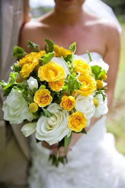 Votez pour votre bouquet de roses préférée parmi 30 photos !!!