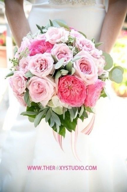 Votez pour votre bouquet de roses préférée parmi 30 photos !!!