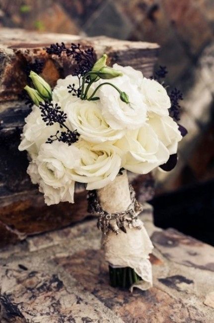 Votez pour votre bouquet de roses préférée parmi 30 photos !!!