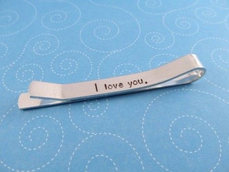 Les messages se glissent dans les bijoux: fan ou pas fan ?