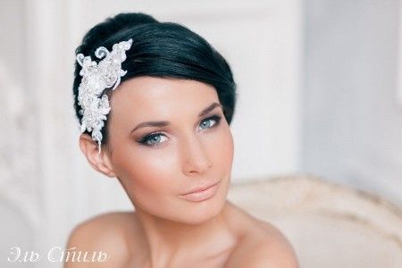 Qui va porter un bijou de tête ?