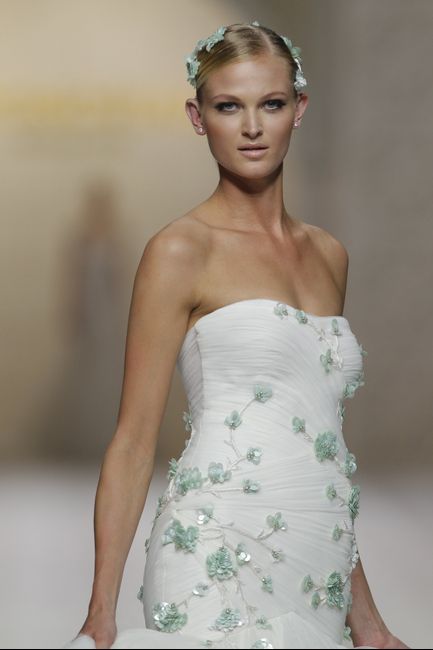Votez pour votre robe de mariée Pronovias 2014 préférée !!!