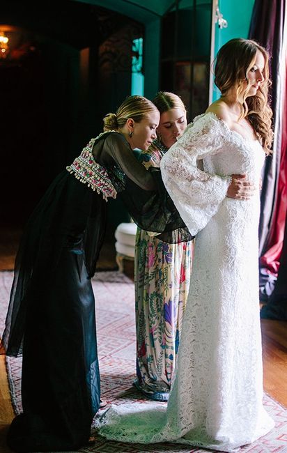 La première robe de mariée créé par les soeurs jumelles Olsen