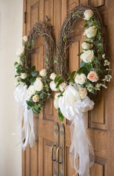 Couronnes de fleurs décoratives: votez pour votre préférée !