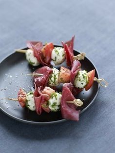 Brochettes sâlées et sucrées pour votre menu de mariage !