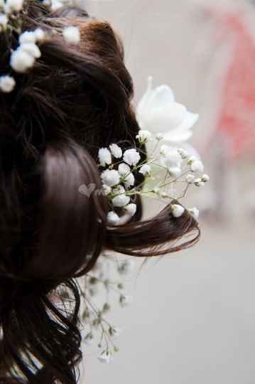 Gypsophile dans coiffure