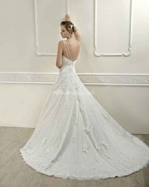 Robe dos nu cosmobella 2013