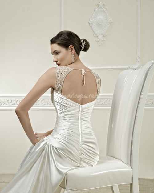 Robe dos nu cosmobella 2013
