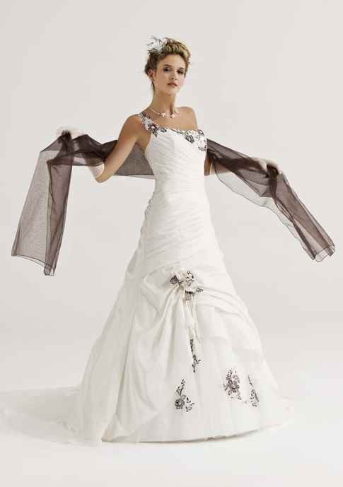Robes de mariée églantine création 2013