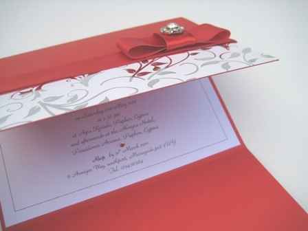 Faire part blanc et rouge