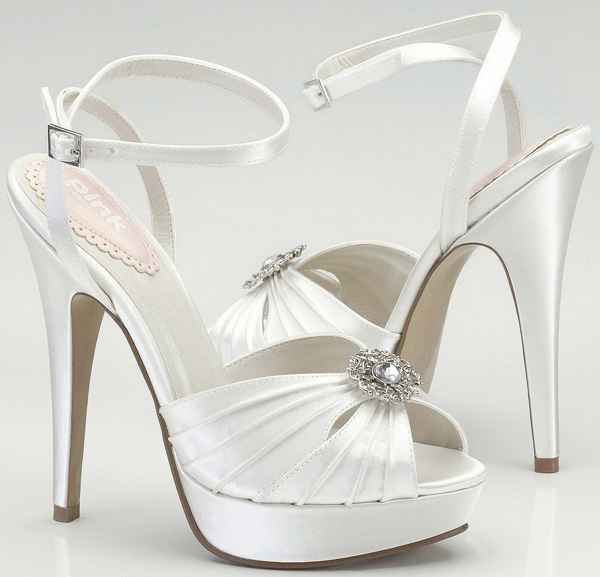Des talons très hauts pour ces escarpins Mimosa !