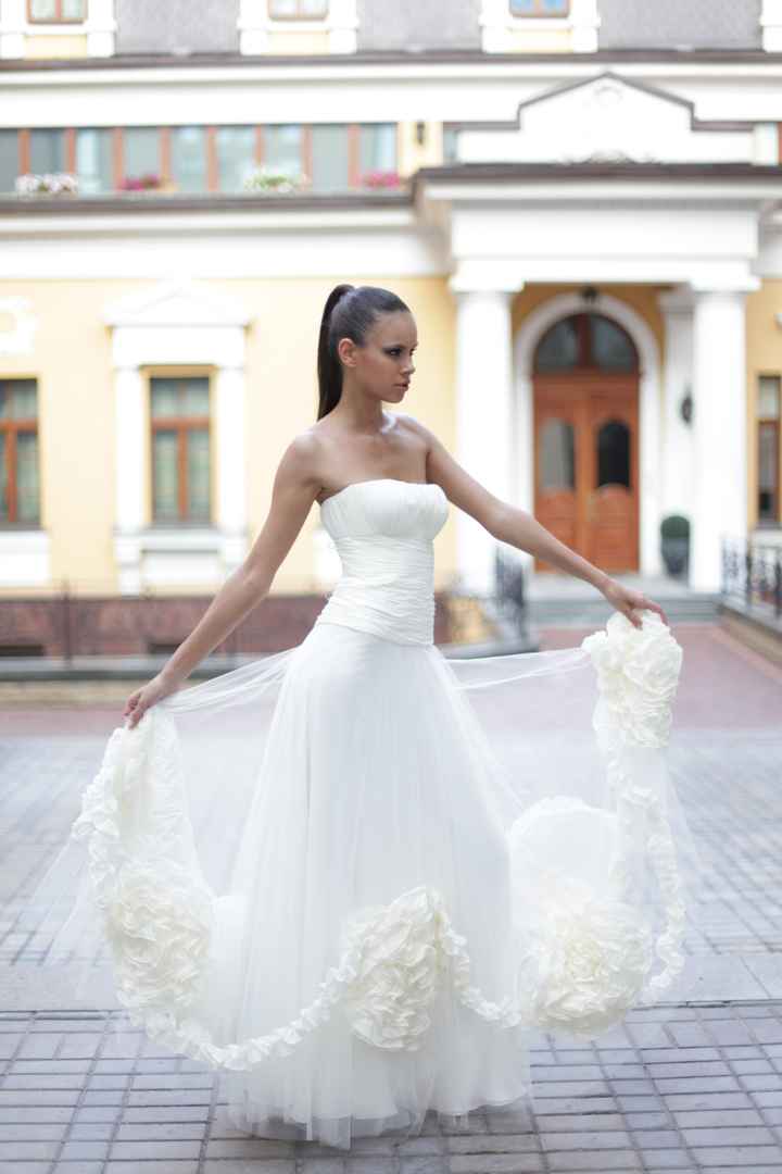 La robe de mariée du 13 février 2013 est...