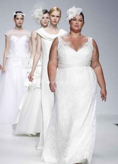 La robe de mariée du 22 février 2013 est...