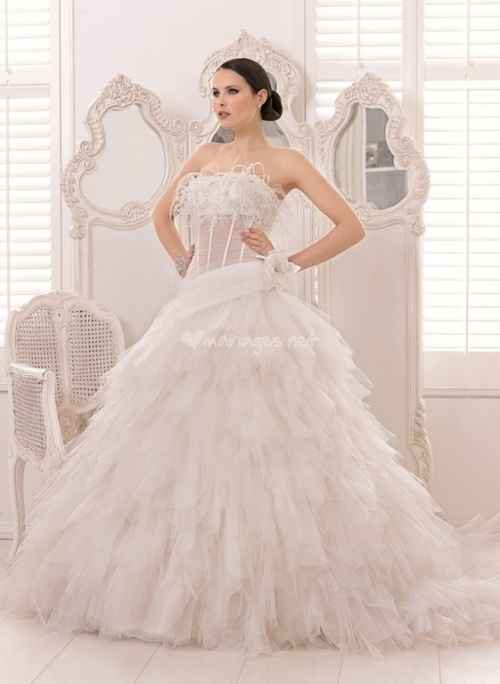 La robe de mariée du 8 avril 2013 est...