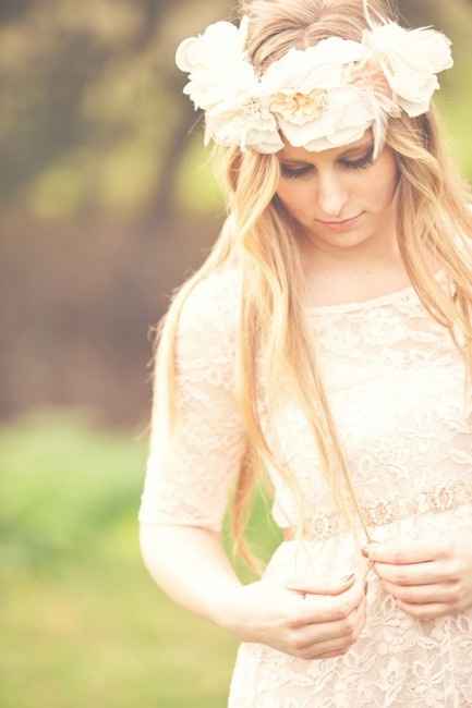 Qui portera une couronne de fleurs ?