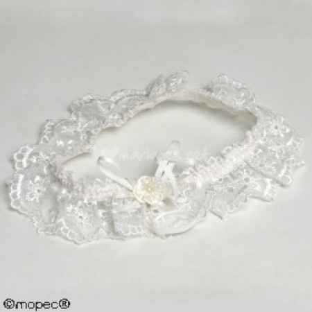 Jarretière dans la boutique de mariages.net