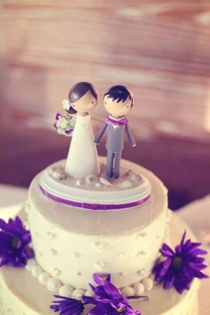 Votez pour votre figurine de gâteau de mariage préférée !