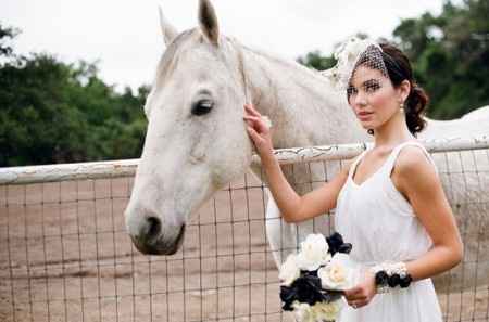 Les mariées à cheval