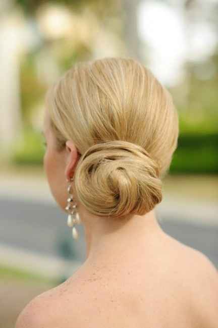 Votez pour votre chignon de mariée préférée !