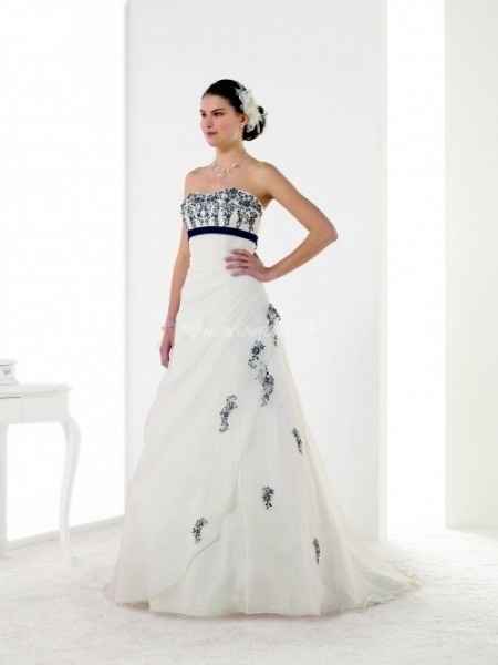 Robes de mariée bleues