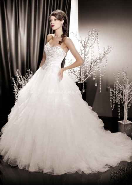 Votez pour votre robe de princesse favorite parmi 12 photos !