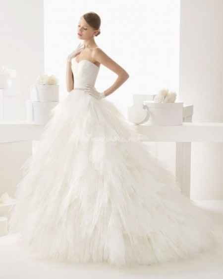 Votez pour votre robe de princesse favorite parmi 12 photos !