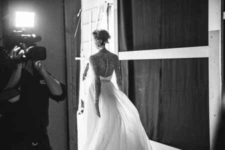 Dans les coulisses de la collection 2014 de Pronovias