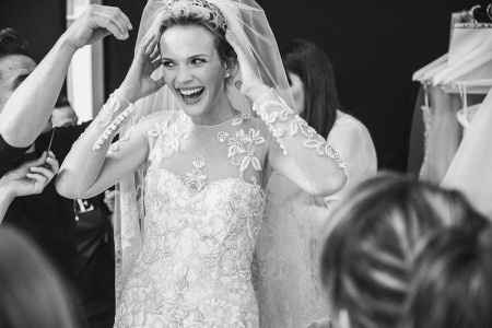 Dans les coulisses de la collection 2014 de Pronovias