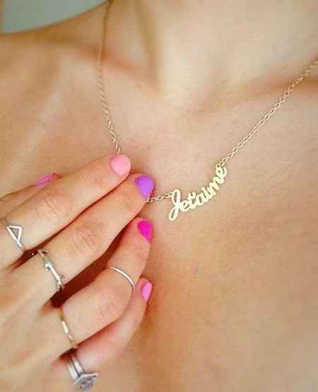 Les messages se glissent dans les bijoux: fan ou pas fan ?