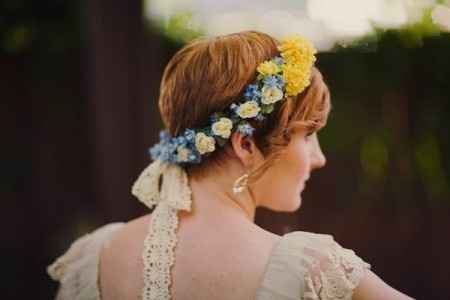 22 coiffures pour mariées aux cheveux courts