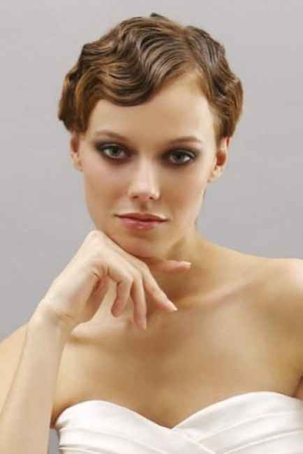 22 coiffures pour mariées aux cheveux courts