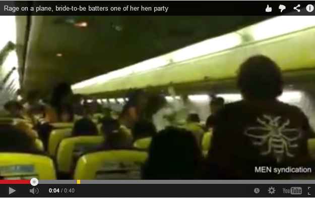 Bagarre en avion : l'EVJF commence bien !!!