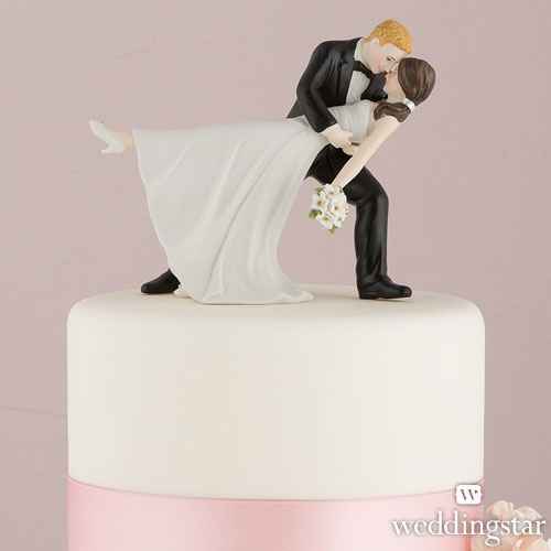 Où avez-vous acheté votre figurine de gâteau de mariage ?