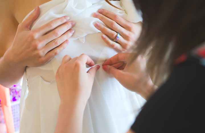 Combien coûtent vos retouches de robe de mariée ?