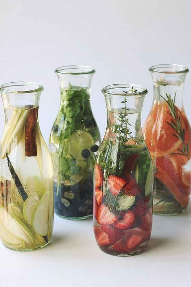 Eaux aromatisées pour rafraîchir les invités