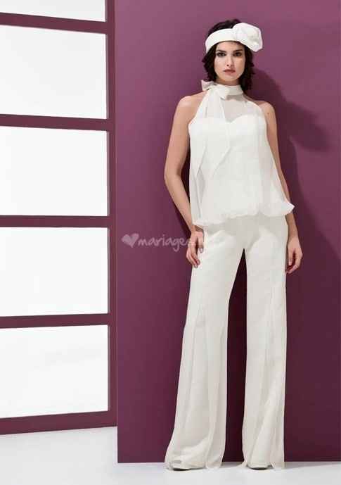 idées de look de mariée en pantalon