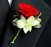 Boutonniere mariage rose