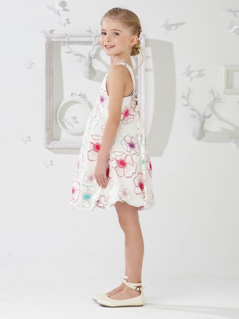 robe des filles pour le cortèges finalement