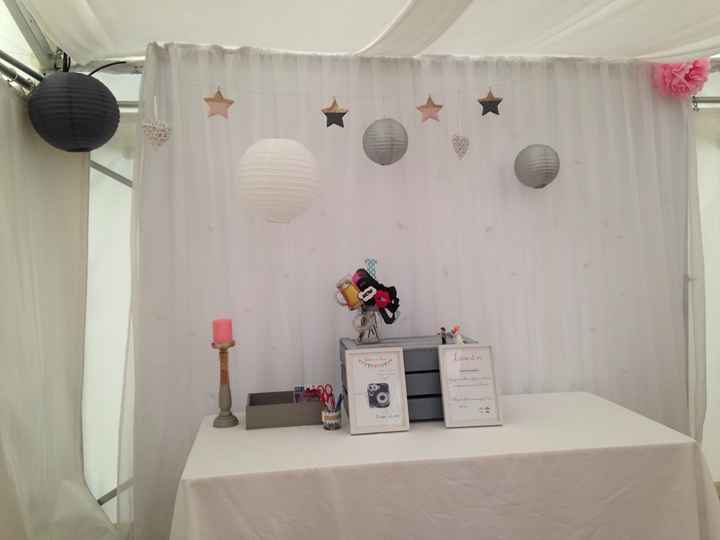 Table livre d'or - 1