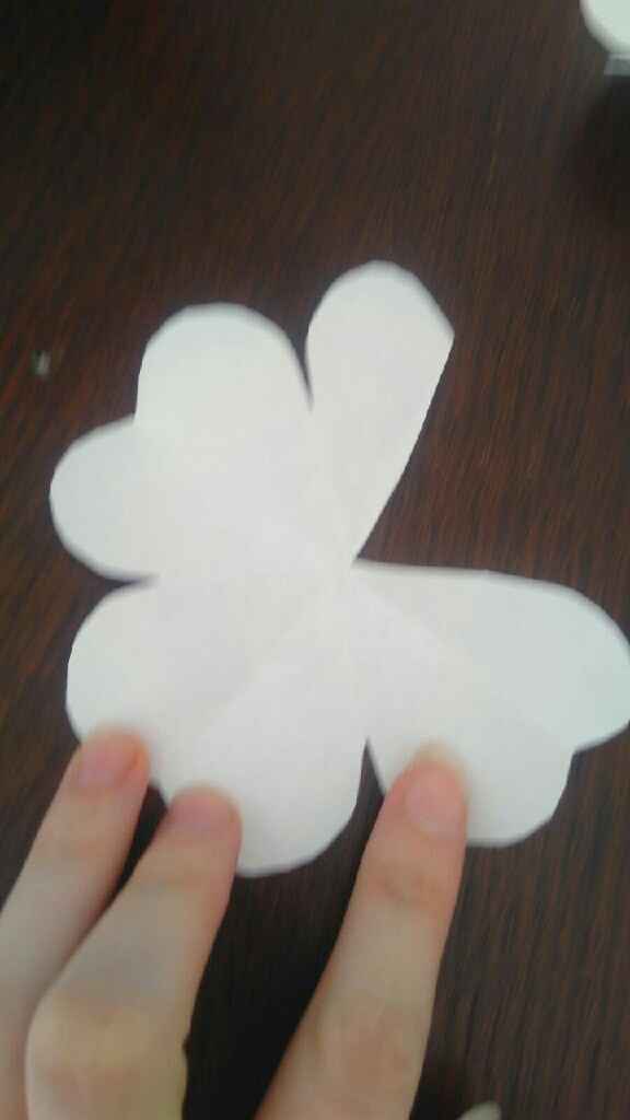  Roses en papier, diy ! - 1