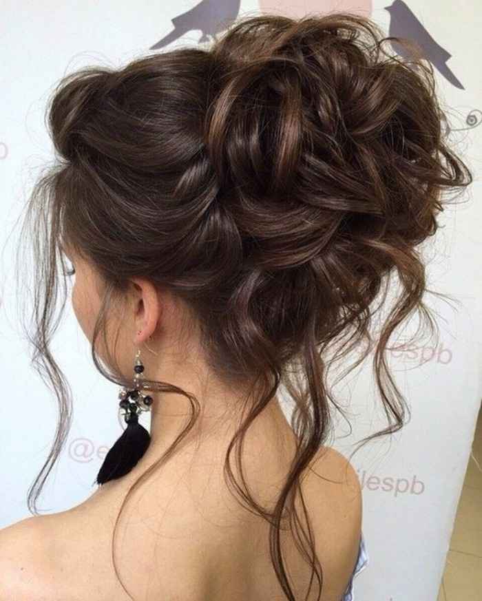 Coiffure de mariage pour le mois de mai