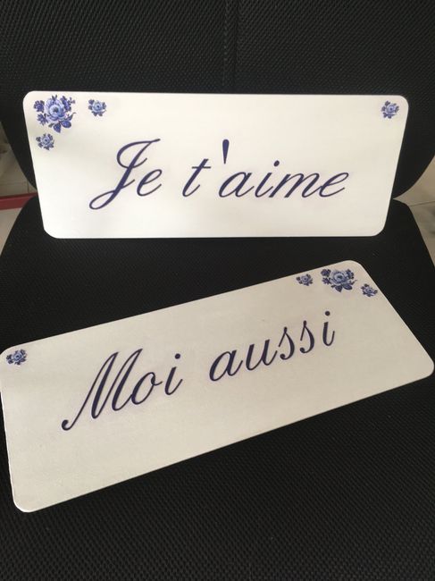 Pancartes chaises des mariés - 1