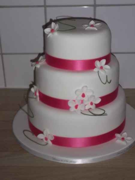 un wedding cake qui ne correspond pas à notre demande