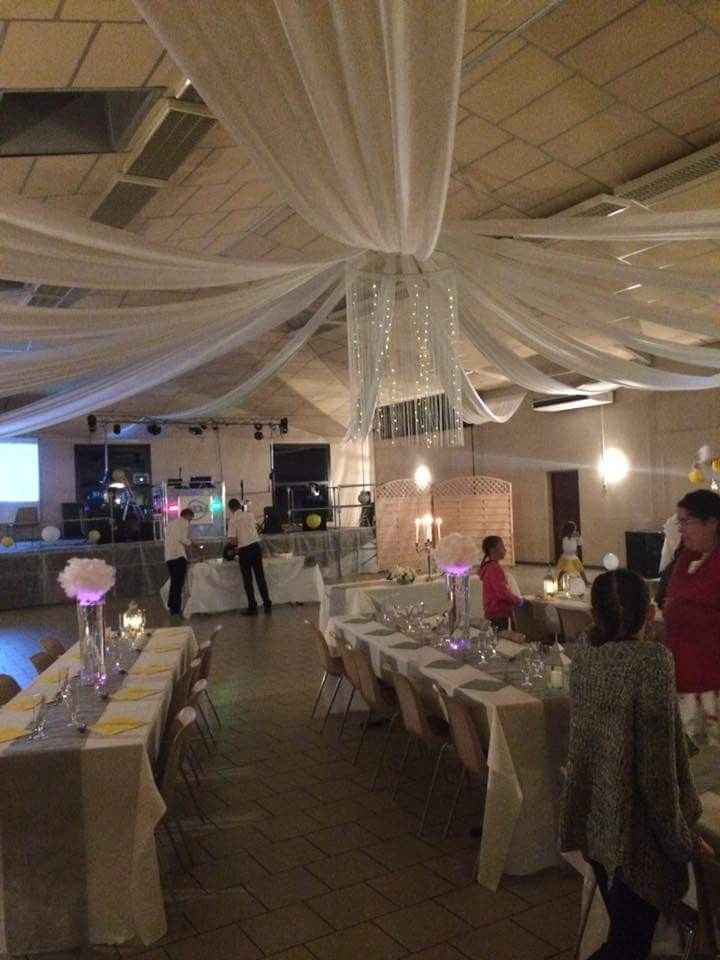  Décoration plafond salle - 1