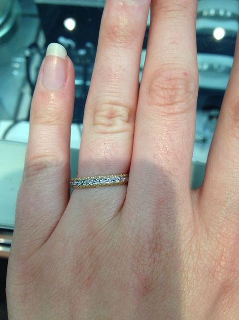 Allez-vous accorder votre alliance avec votre bague de fiançailles ? - 1
