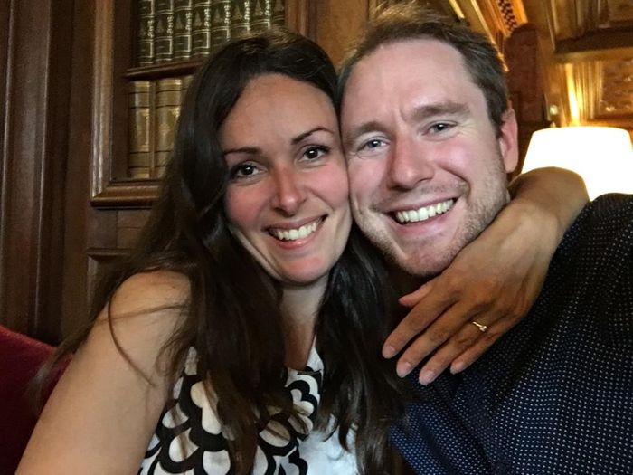 Surprise - La demande en mariage et les fiançailles ! - 2