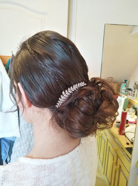 Changement de coiffeuse - 3
