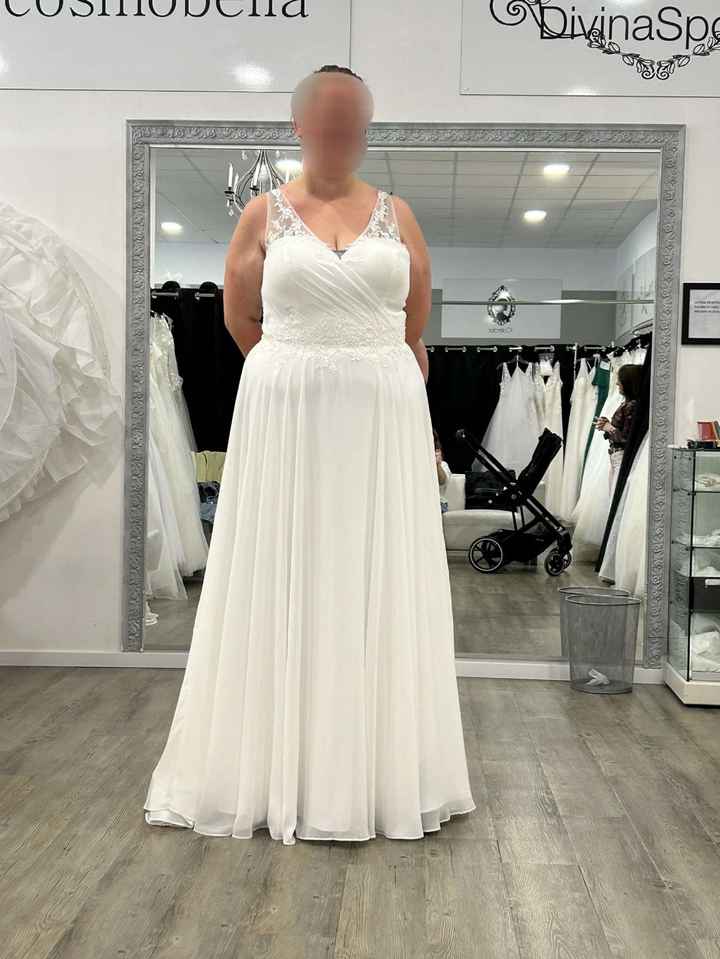 Soutien-gorge sous la robe - 1